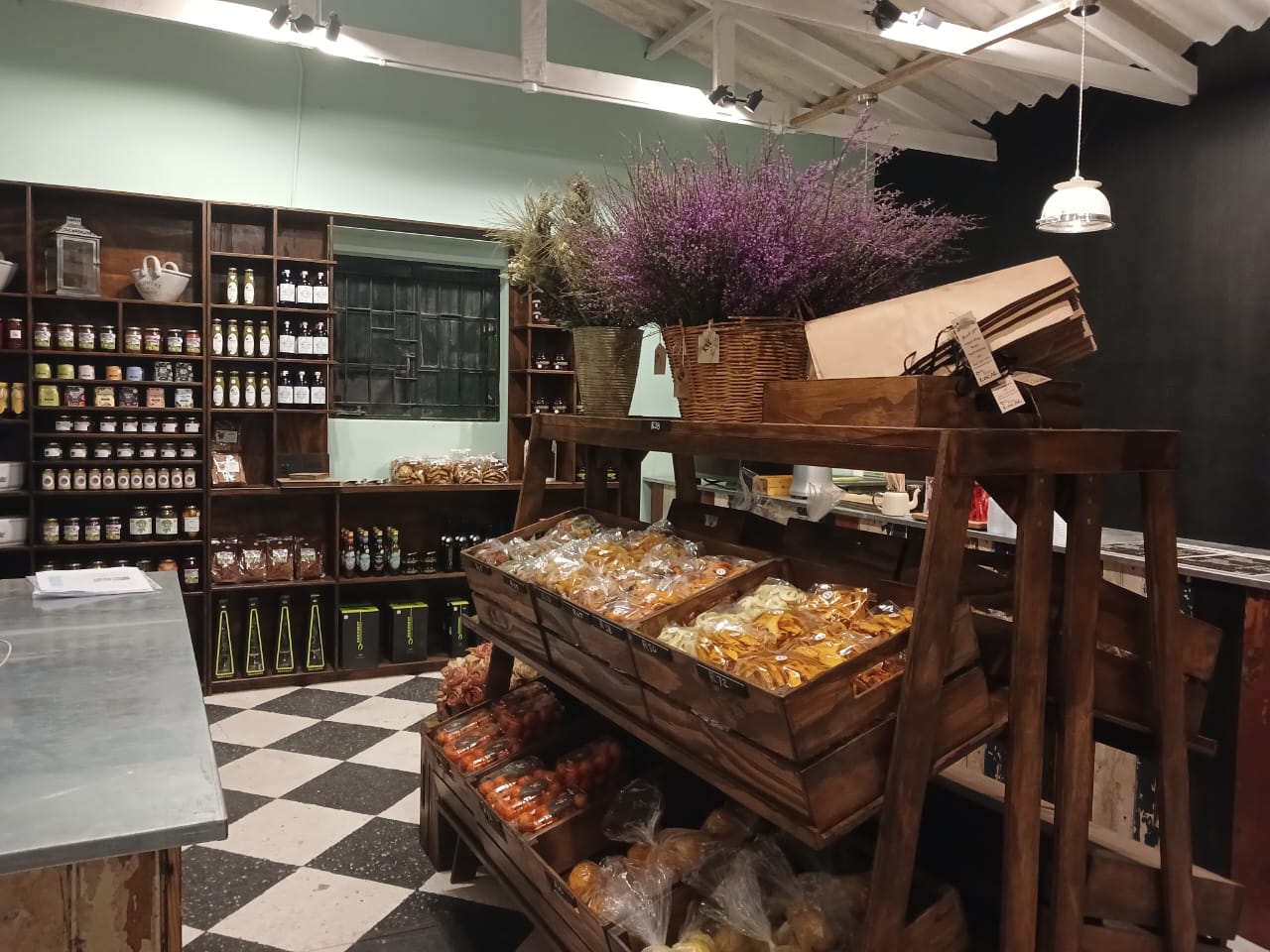 VELDDRIF VILLAGE MARKET